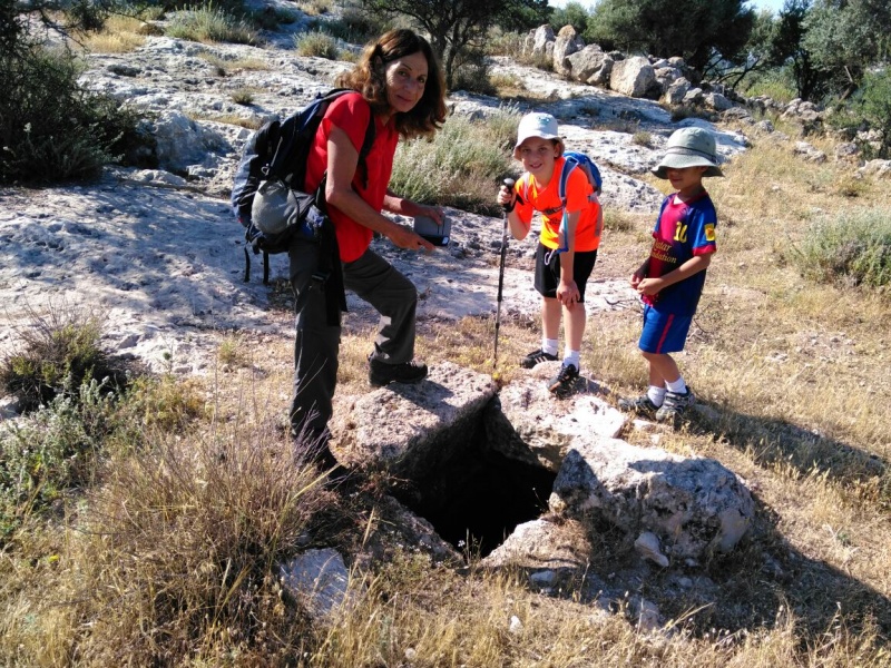 קובץ:באר מים חרבת ניטה 1.jpg