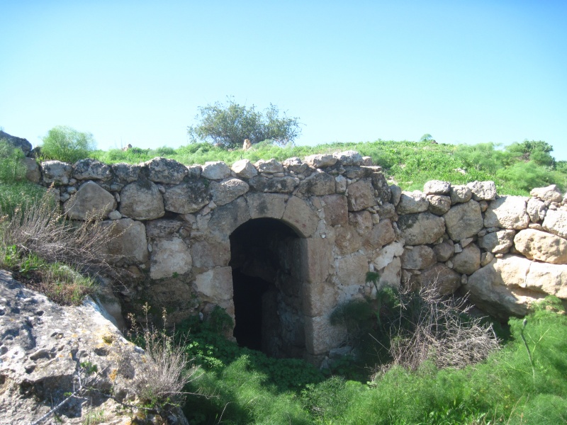 קובץ:חרבתחרפא.JPG