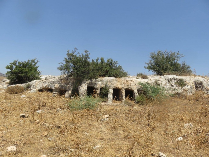 קובץ:כוכיקבורהסלע.jpg