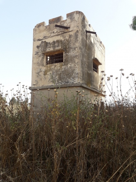 קובץ:עמדתשמירהנגמליאל.jpg