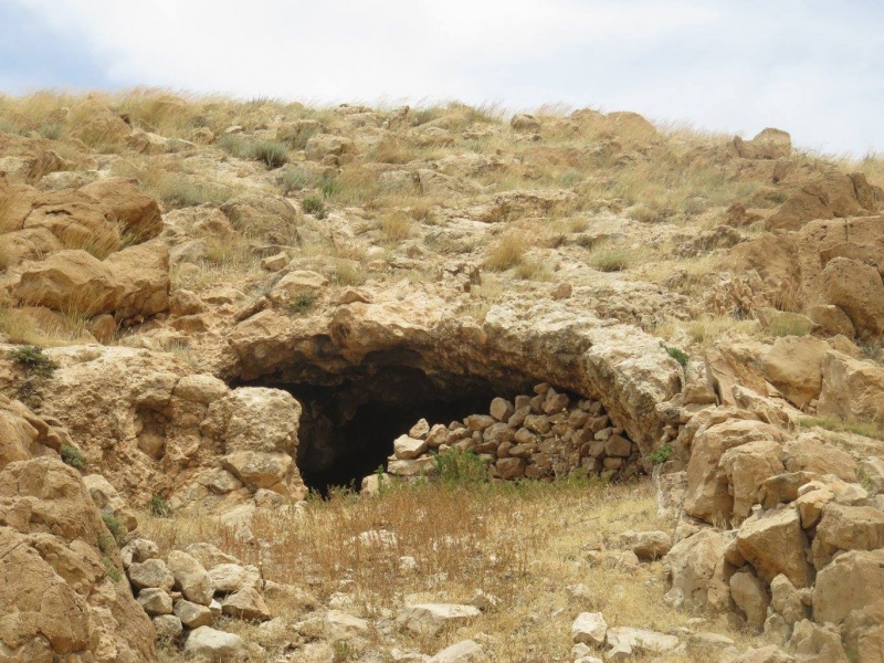 קובץ:פתחמערתגור.jpg