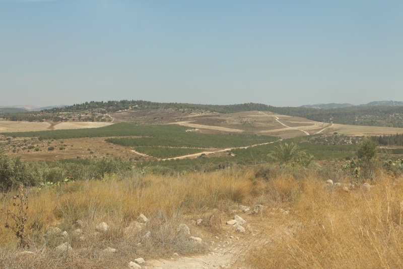 קובץ:תחילת המסלול דרך בורמה מכפר אורייה .JPG