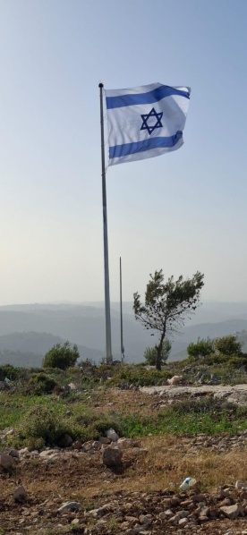 קובץ:2025-05-01T09 04 26.554413996974.jpg