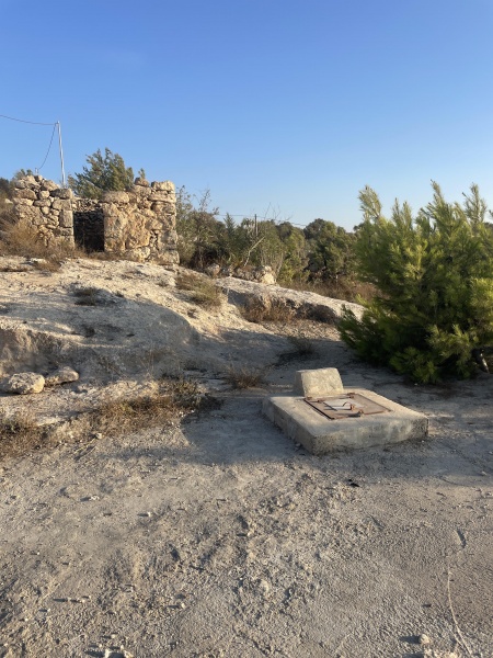 קובץ:2025-08-20T18 22 06.76312090940.jpg