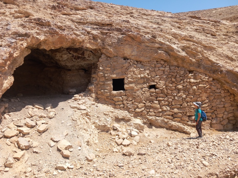 קובץ:2025-08-22T12 46 26.2467598466.jpg