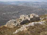 IMG חרבת אל מחמה עם בני הראל .JPG