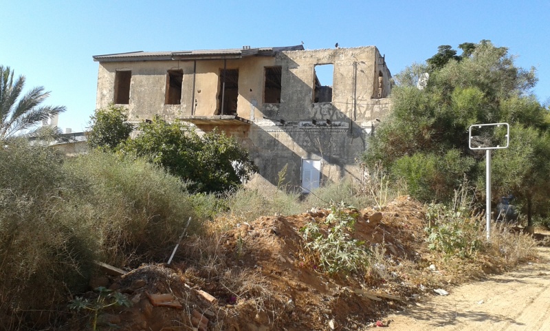 קובץ:Kfar Gvirol 1.jpg